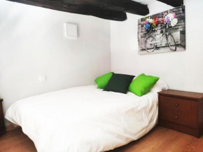 Pequeño apartamento junto a la Gran Vía.